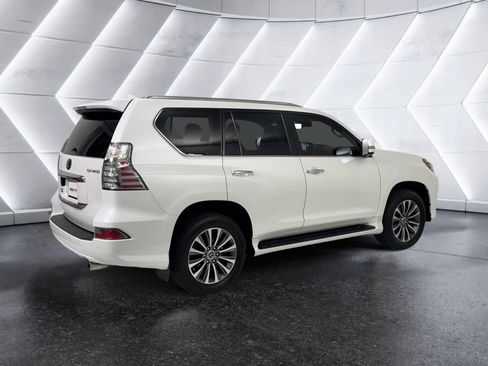 Used 2023 Lexus GX 460 Luxury image 4