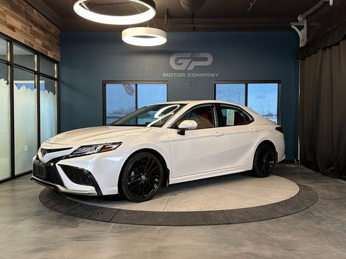 Used 2023 Toyota Camry XSE w/ Cold Weather Package image 7