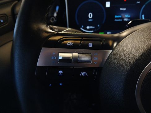 Certified 2025 Hyundai Tucson Limited image 32