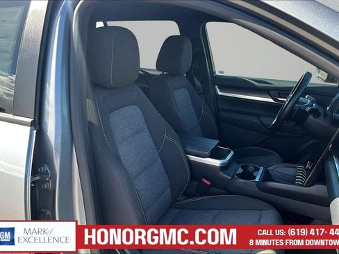 Used 2025 GMC Terrain Elevation AWD/4WD image 29
