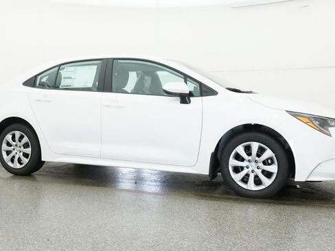 New 2026 Toyota Corolla LE FWD image 28