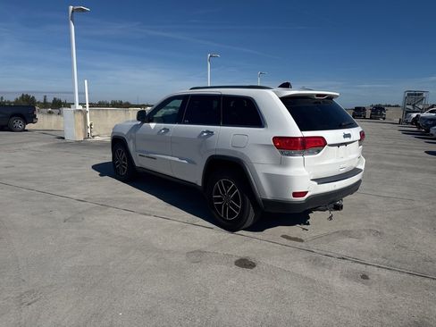 Used 2019 Jeep Grand Cherokee Limited image 7