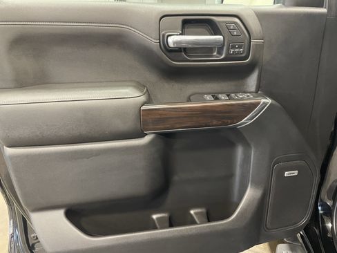 Used 2019 GMC Sierra 1500 SLT w/ SLT Premium Plus Package image 13