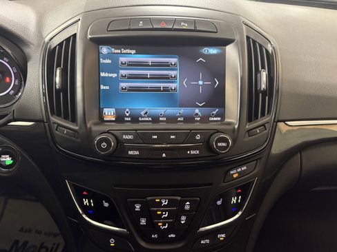 Used 2015 Buick Regal Premium image 31