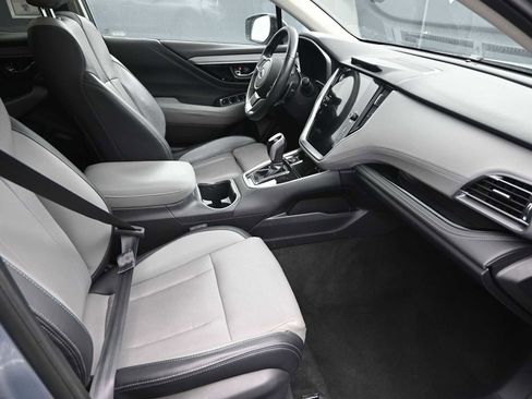 Used 2022 Subaru Outback Limited image 19