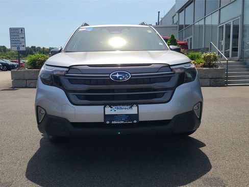 New 2026 Subaru Forester Premium AWD/4WD image 2
