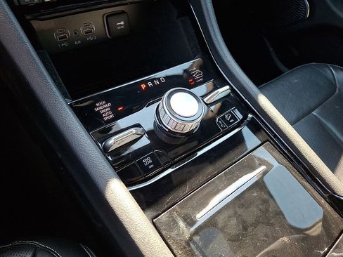 Used 2023 Jeep Grand Cherokee L Overland AWD/4WD image 19