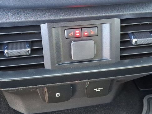 Used 2023 Ford F150 Raptor w/ Raptor Carbon Fibre Package image 11