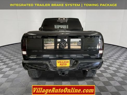 Used 2017 RAM 2500 Big Horn w/ Sport Appearance Group AWD/4WD image 3