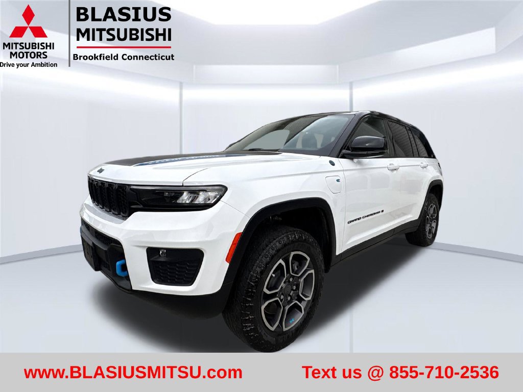 Used 2023 Jeep Grand Cherokee Trailhawk AWD/4WD image 1