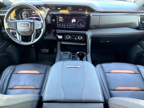 Used 2024 GMC Sierra 2500 AT4 w/ AT4 Premium Plus Package image 24