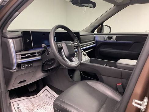 Used 2024 Hyundai Santa Fe Limited AWD/4WD image 11