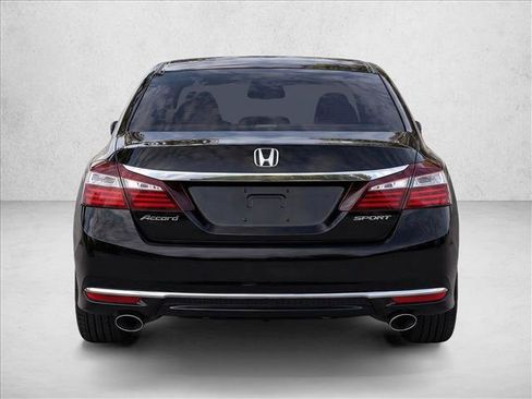 Used 2017 Honda Accord Sport image 6