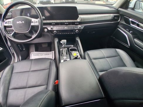 Used 2023 Kia Telluride EX w/ EX Captain's Chair Package image 14