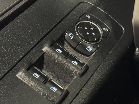 Used 2016 Ford F150 Lariat image 34