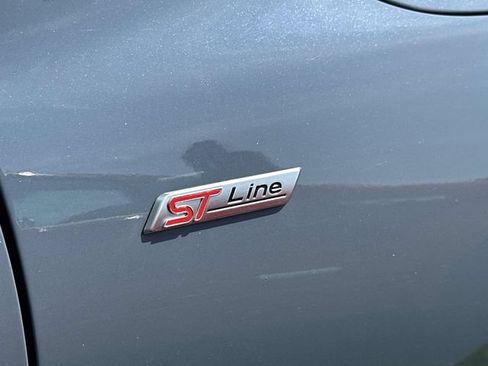 Used 2025 Ford Escape ST-Line FWD image 17