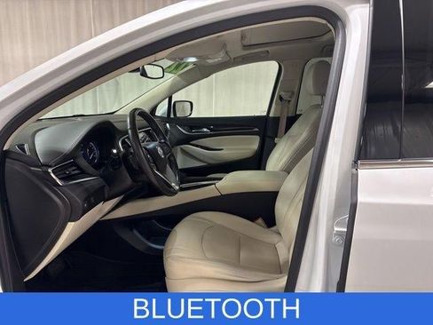 Used 2022 Buick Enclave Essence w/ Experience Buick Package image 5