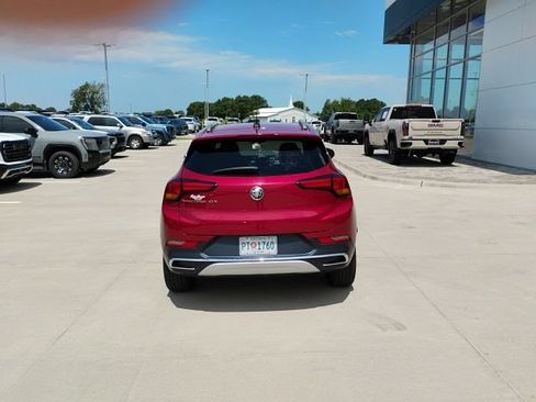 Used 2020 Buick Encore GX Essence FWD image 4