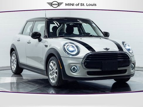 Used 2021 MINI Cooper 4-Door Hardtop image 1