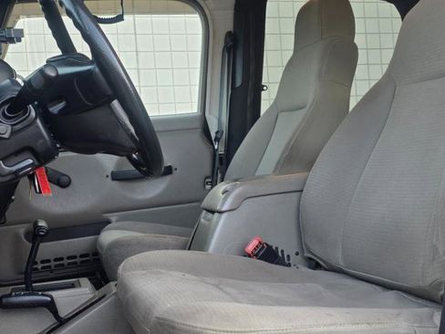 Used 2006 Jeep Wrangler Sport image 10