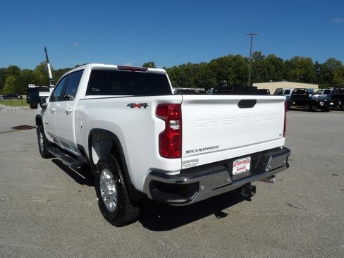 Used 2025 Chevrolet Silverado 3500 LT w/ Safety Package AWD/4WD image 5