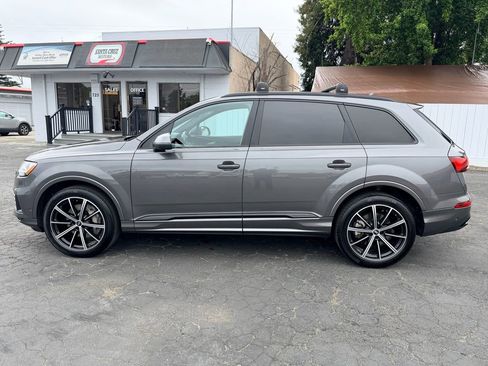 Used 2021 Audi Q7 3.0T Premium Plus w/ Premium Plus Package AWD/4WD image 8
