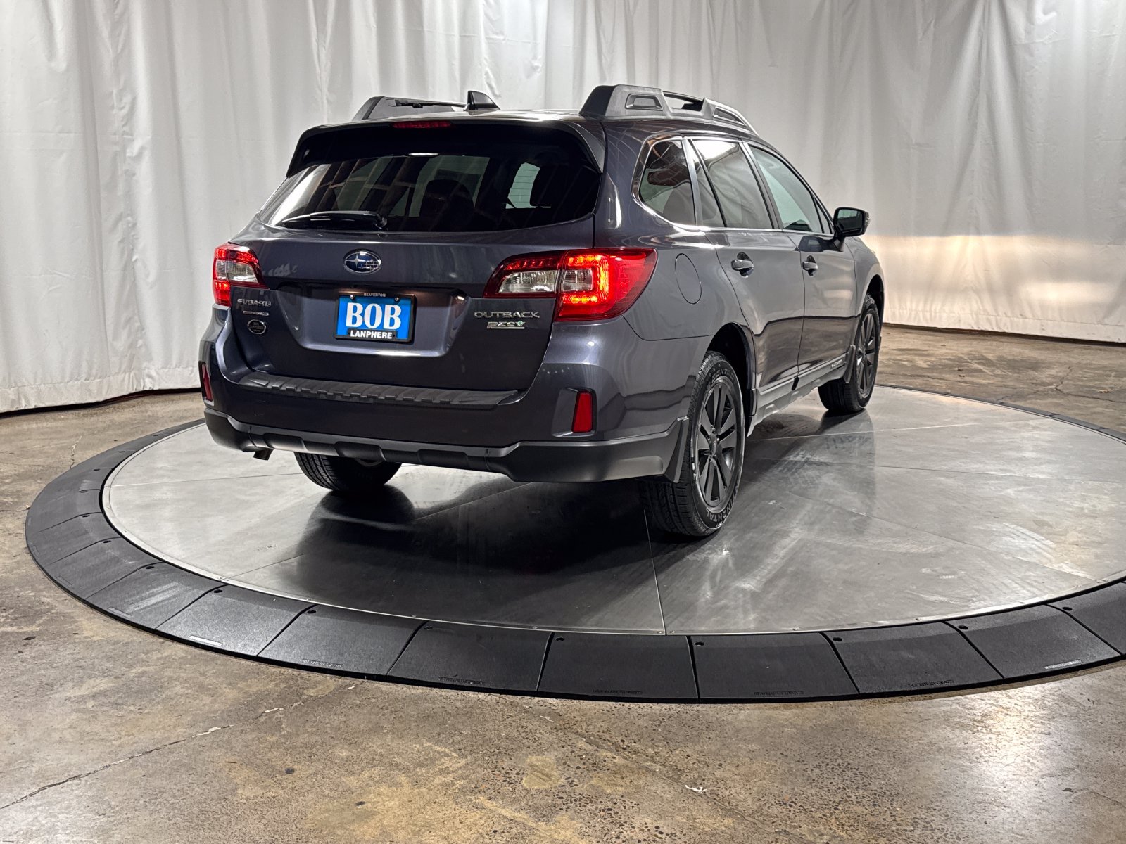 Used 2016 Subaru Outback 2.5i Premium AWD/4WD image 7
