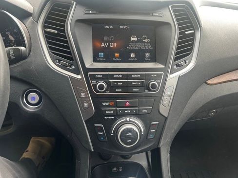 Used 2018 Hyundai Santa Fe Sport 2.0T AWD/4WD image 12