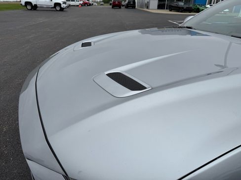 Used 2022 Ford Mustang GT RWD image 14