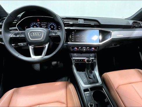 Certified 2025 Audi Q3 2.0T Premium w/ Convenience Package image 14