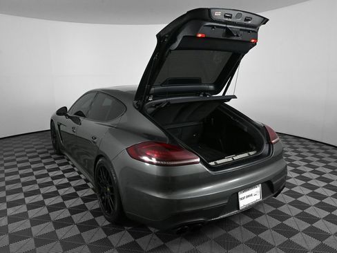 Used 2015 Porsche Panamera GTS AWD/4WD image 30