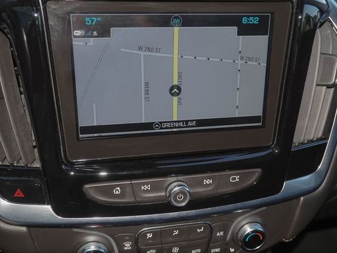Certified 2019 Chevrolet Traverse LT w/ LT Premium Package AWD/4WD image 12