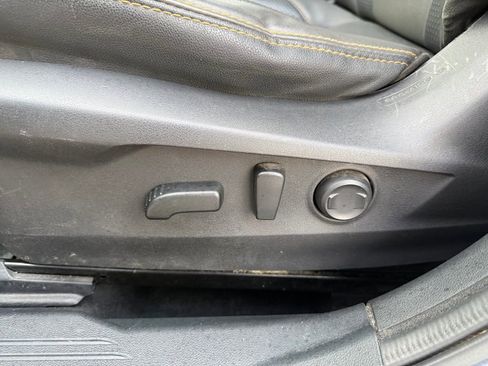 Used 2022 Subaru Outback Wilderness image 7