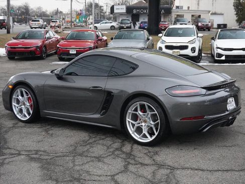 Used 2019 Porsche 718 Cayman S image 8