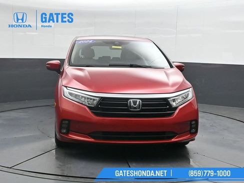 Certified 2024 Honda Odyssey Touring image 5