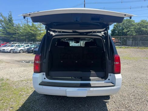 Used 2019 Chevrolet Tahoe Premier AWD/4WD image 28