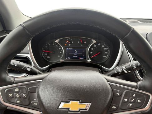 Used 2024 Chevrolet Equinox LT AWD/4WD image 16