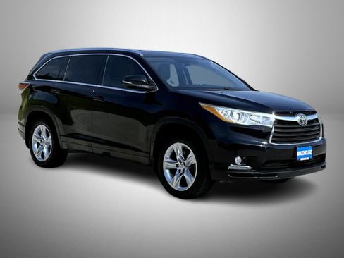 Used 2014 Toyota Highlander Limited Platinum AWD/4WD image 3