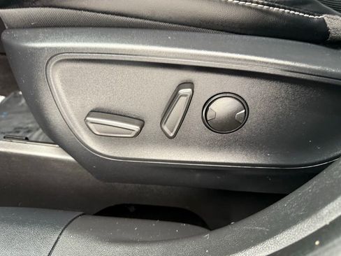 Certified 2024 Ford Escape Platinum image 13