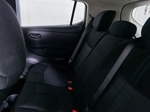 Used 2024 Nissan Leaf S FWD image 26