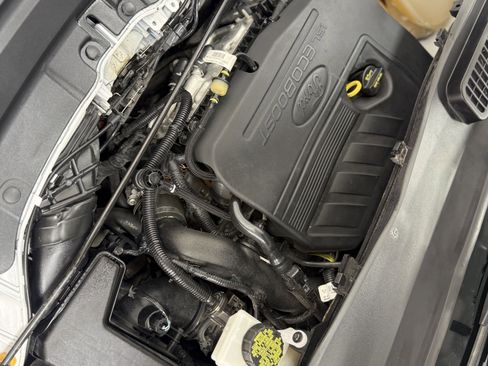 Used 2018 Ford Escape SE w/ SE Sync 3 Package image 28