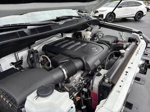 Used 2021 Toyota Tundra 1794 Edition w/ TRD Off-Road Package AWD/4WD image 31