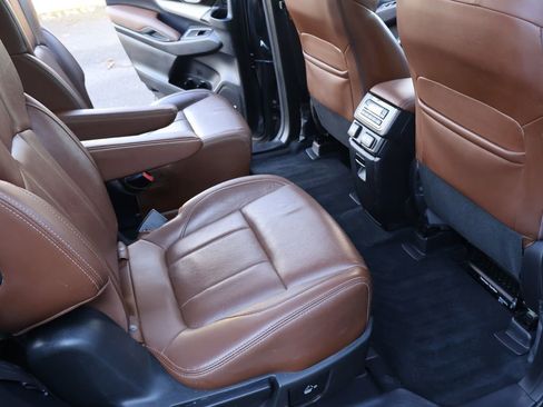 Used 2022 Subaru Ascent Touring w/ Popular Package #2A image 29