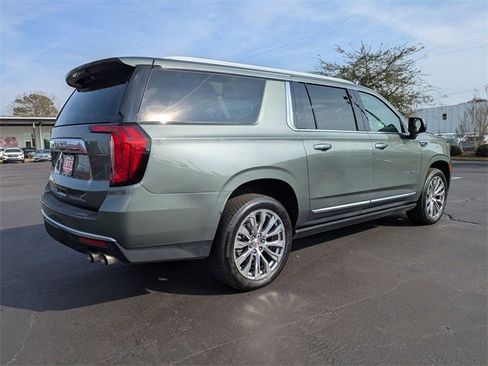 Used 2023 GMC Yukon XL Denali image 6