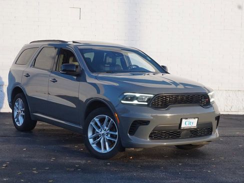 Used 2024 Dodge Durango GT image 2