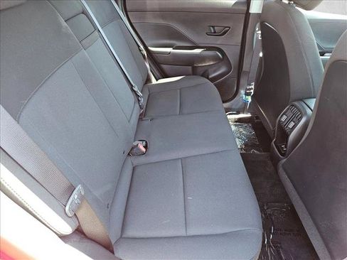 Used 2025 Hyundai Kona SEL FWD image 24