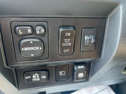 Used 2019 Toyota Tundra 1794 Edition image 22
