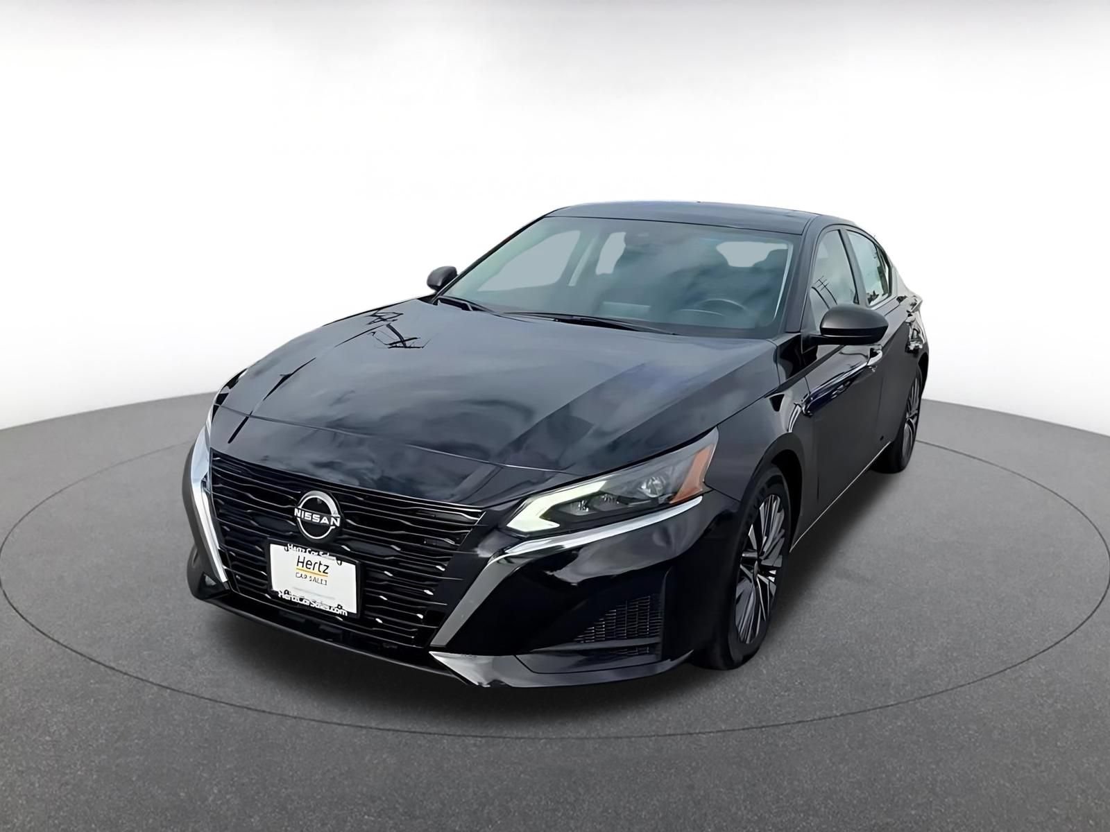 Used 2025 Nissan Altima 2.5 SV FWD image 6