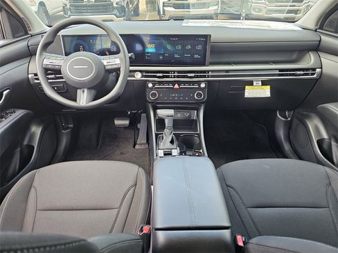 New 2026 Hyundai Tucson SEL image 5