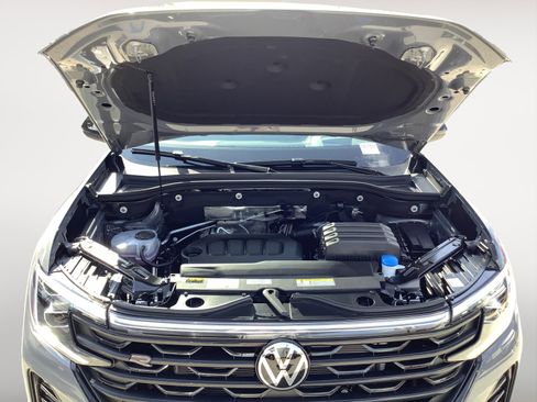 New 2026 Volkswagen Atlas Cross Sport SEL R-Line image 11